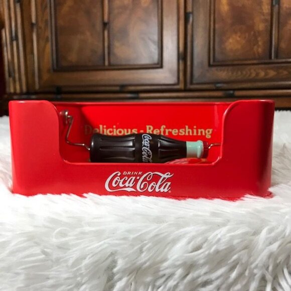 Vintage Coca-Cola 'Delicious-Refreshing Drink Coca-Cola' Napkin Holder - Picture 4 of 9
